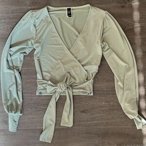 Windsor Top in Sage Green